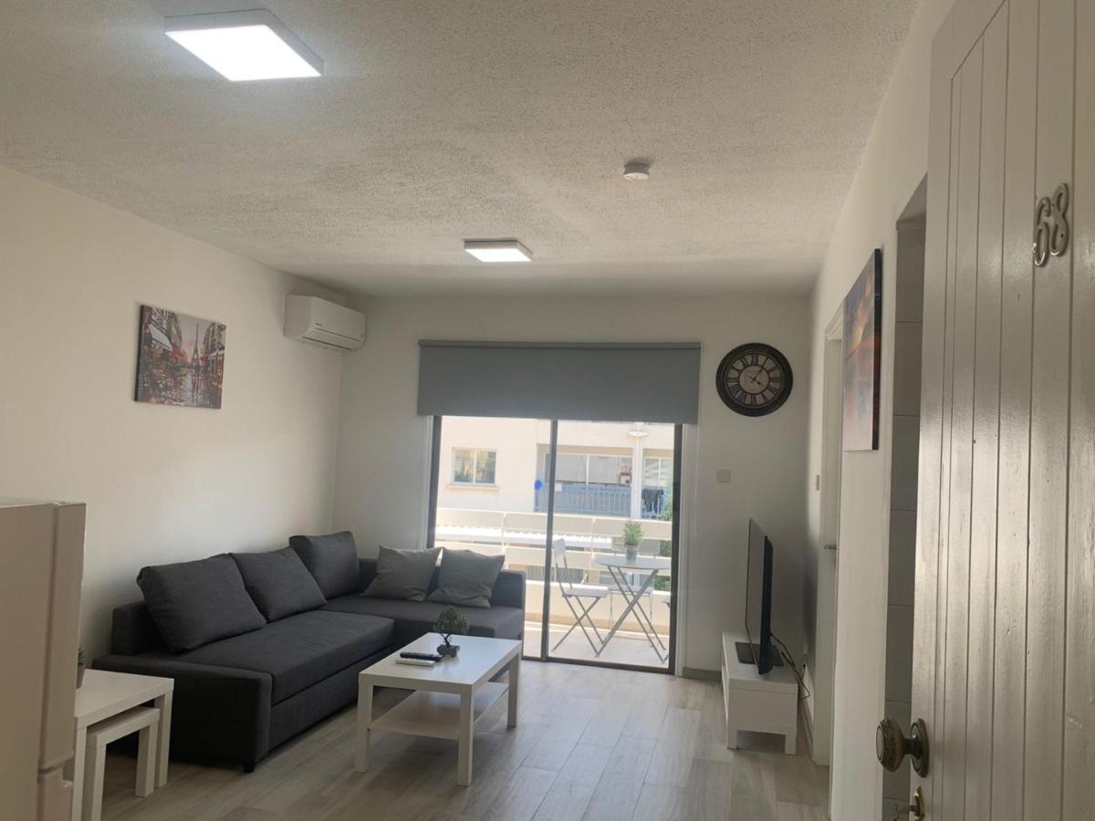 Prestige Worldwide Apartments Ayia Napa Esterno foto