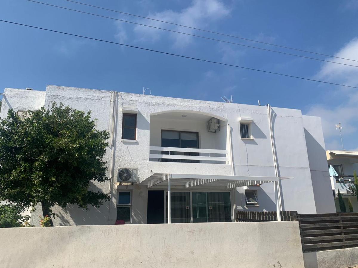 Prestige Worldwide Apartments Ayia Napa Esterno foto